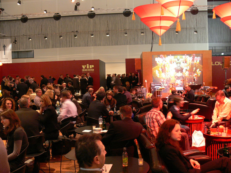 CleanRoomLounge2011_065